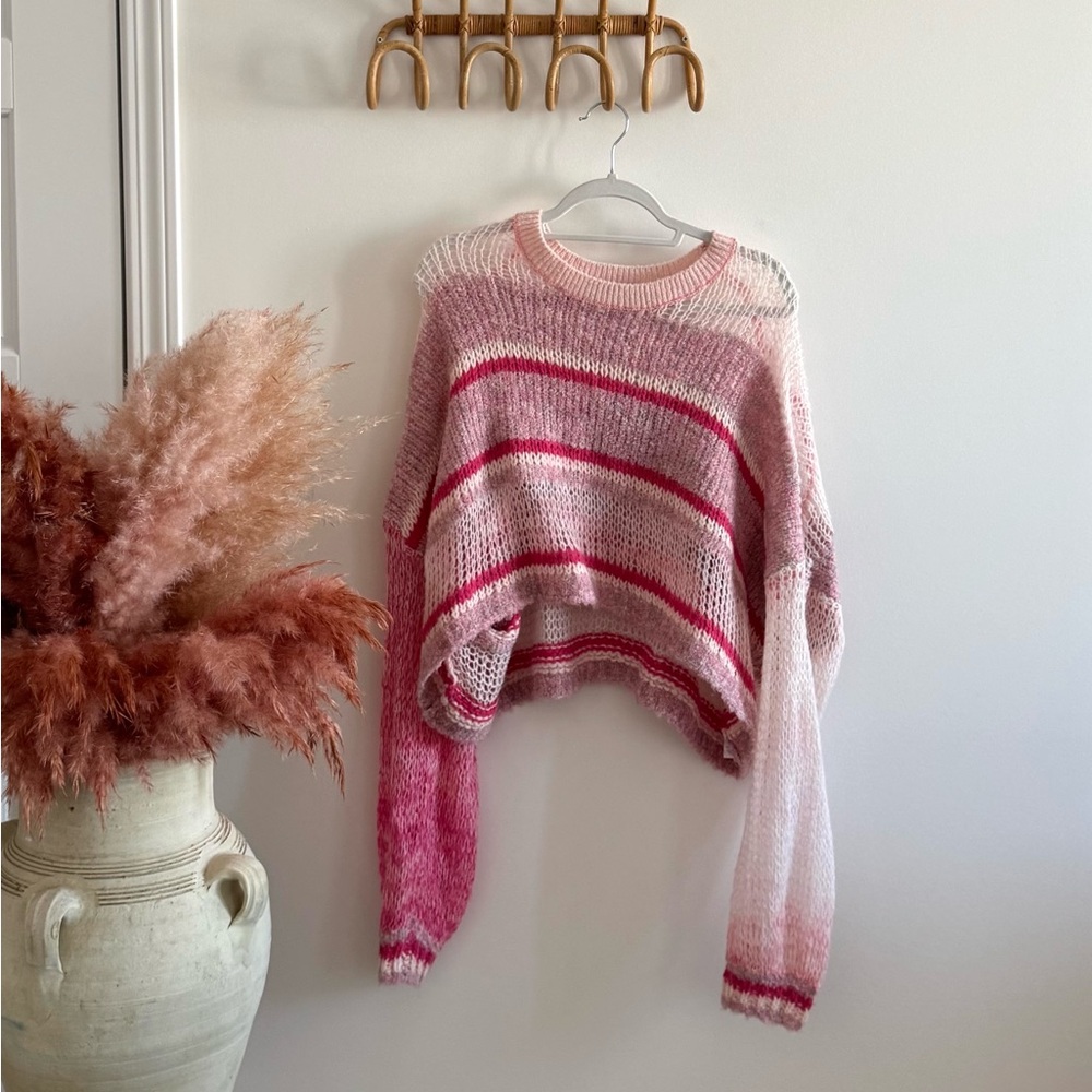 Cropped Kimchi Blue Urban Outfitters sweater